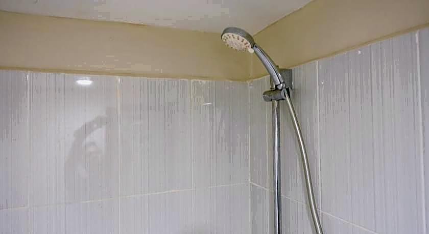 RedDoorz Syariah @ Jalan Jenderal Sudirman Palopo