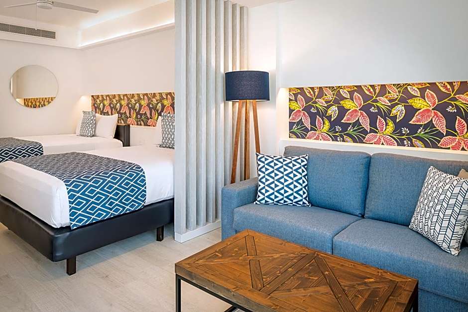 Catalonia Grand Costa Mujeres All Suites & Spa