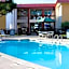 Quality Inn & Suites Kansas City I-435n Near Sports Complex