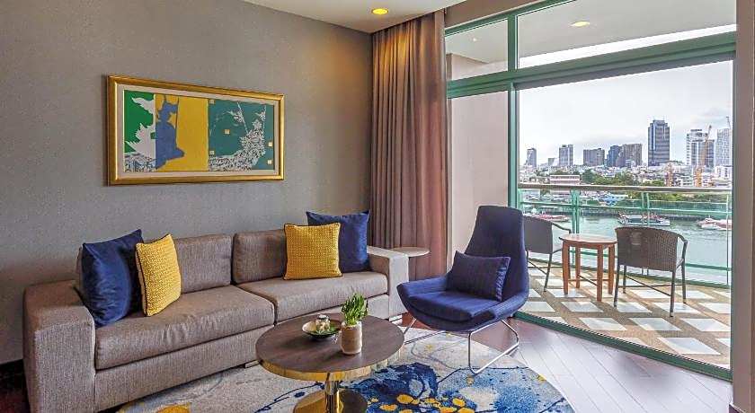 Chatrium Hotel Riverside Bangkok