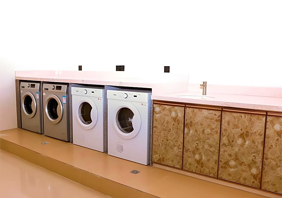 Borrman Hotel Maoming Avenue Donghui City