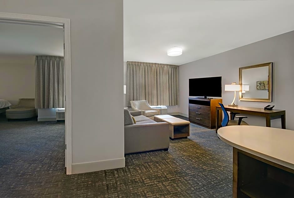 Staybridge Suites - Sterling Heights -Detroit Area