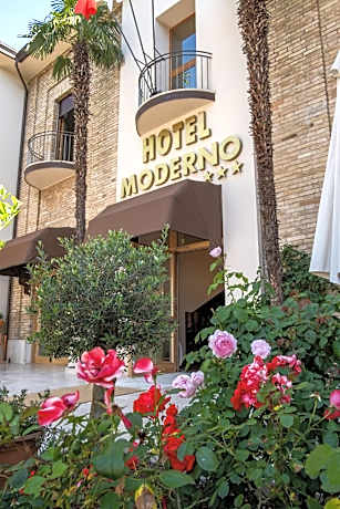 Hotel Moderno