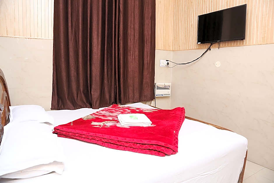 Photo 1 of 4 of Big Double Room