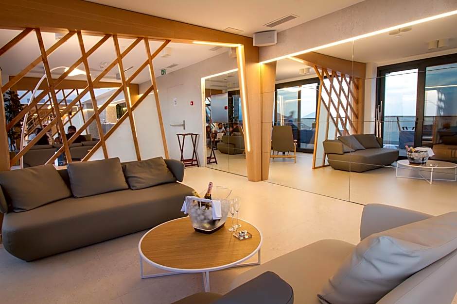 ESTIMAR Calpe Suitopia