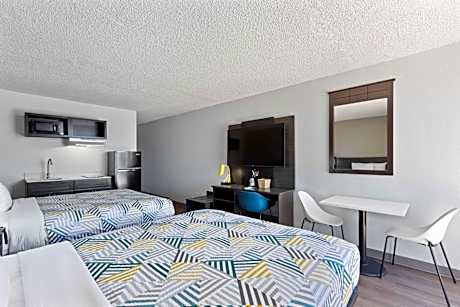 Queen Room with Two Queen Beds - Non-Smoking