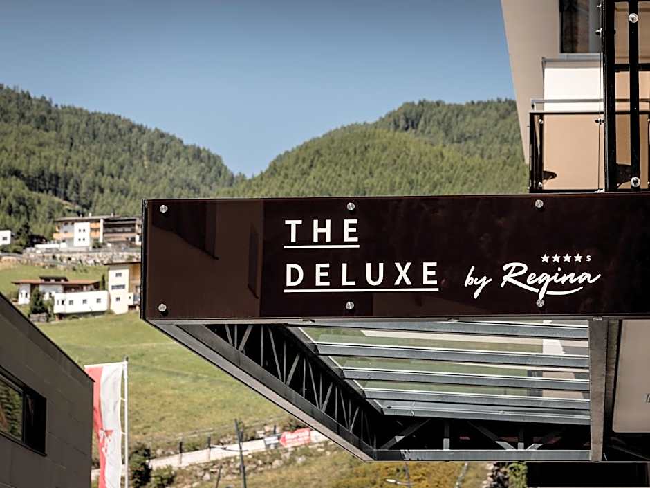 The Deluxe by Regina