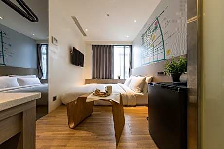 Economy Double Room-No Window