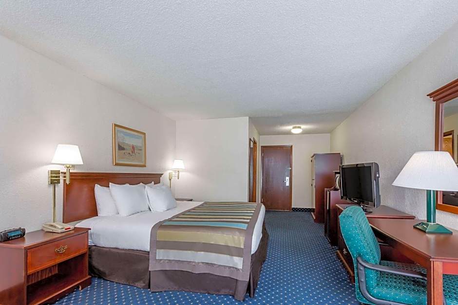 Baymont by Wyndham Greensboro/Coliseum