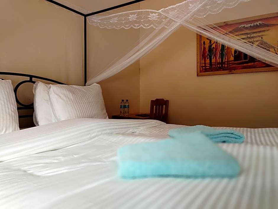 Tanzanice Farm Lodge