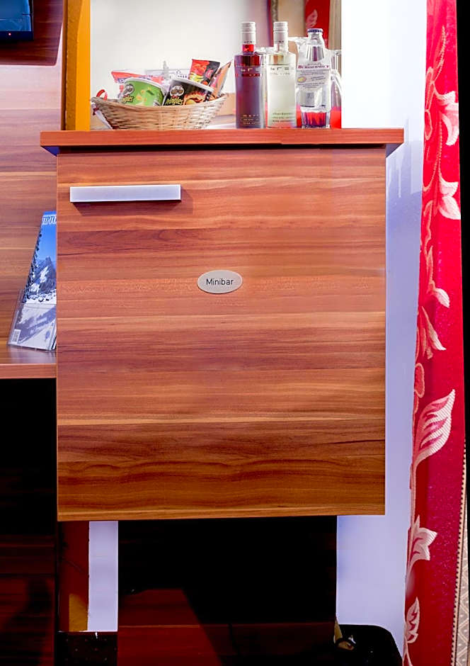 Tiptop Hotel Burgschmiet Garni