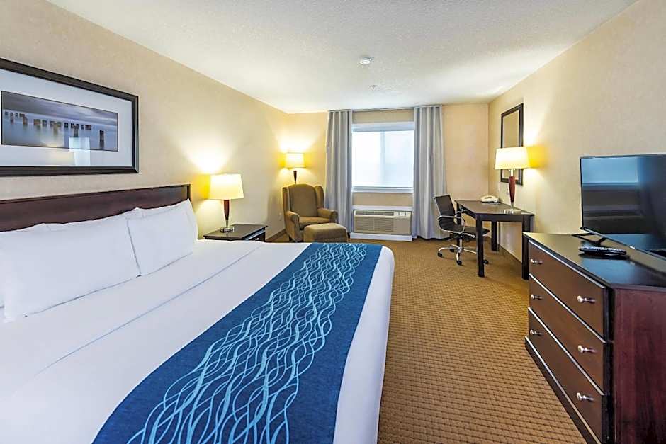 Comfort Inn & Suites