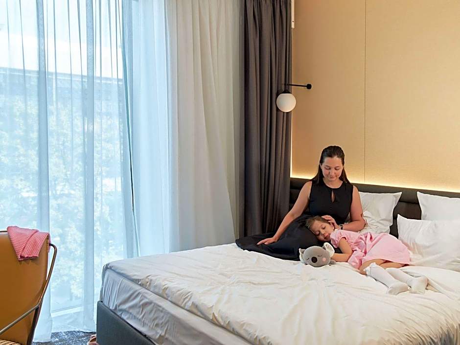 Novotel Living Almaty Jetisu