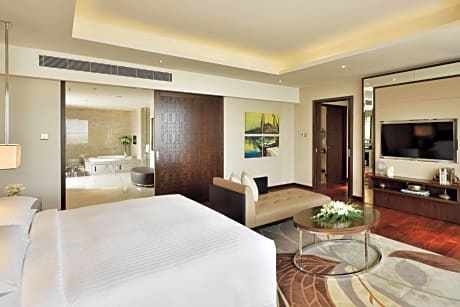 Presidential Suite, Executive lounge access, 1 Bedroom Suite