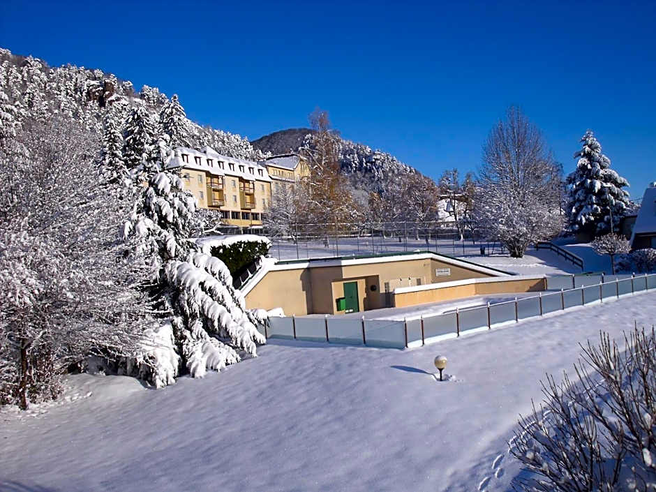 Family Hotel