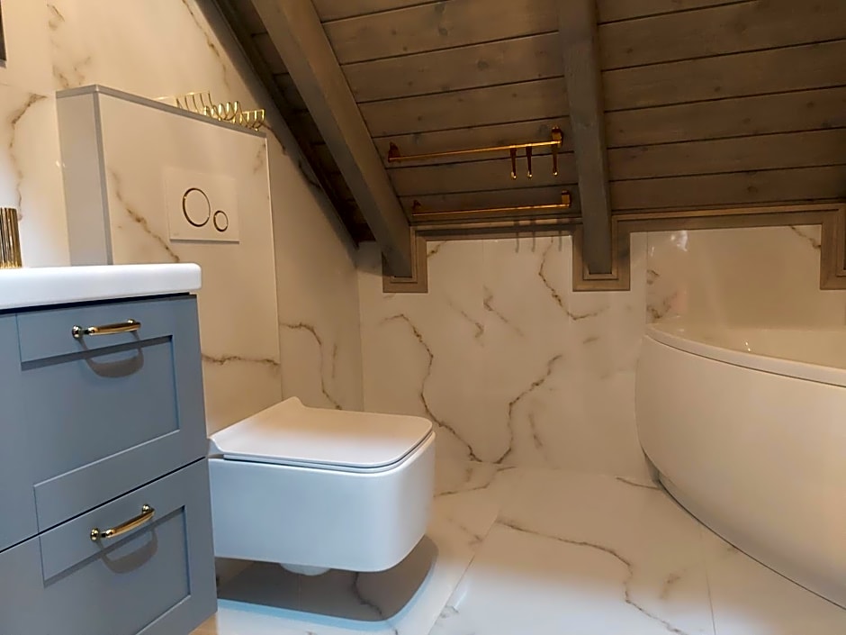 Domki nad jeziorem czorsztyńskim