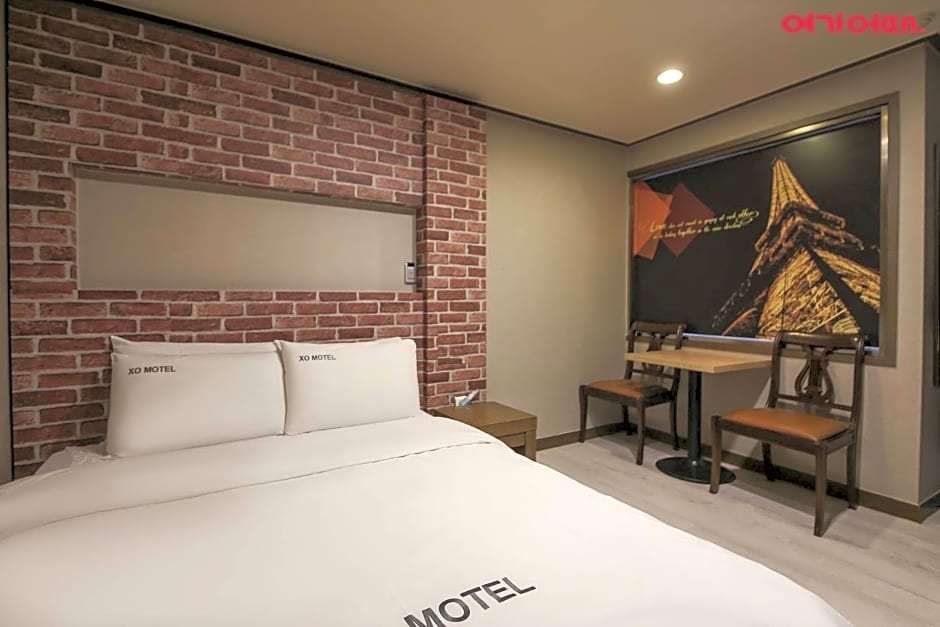 XO Hotel