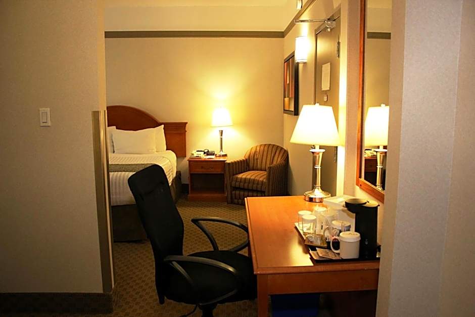 Ramada by Wyndham Edmonton South