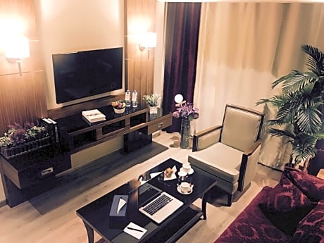 Ivory Suite