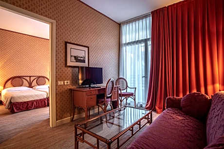 Standard Junior Suite