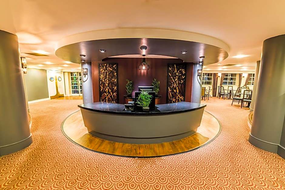 Crowne Plaza Liverpool - John Lennon Airport By IHG