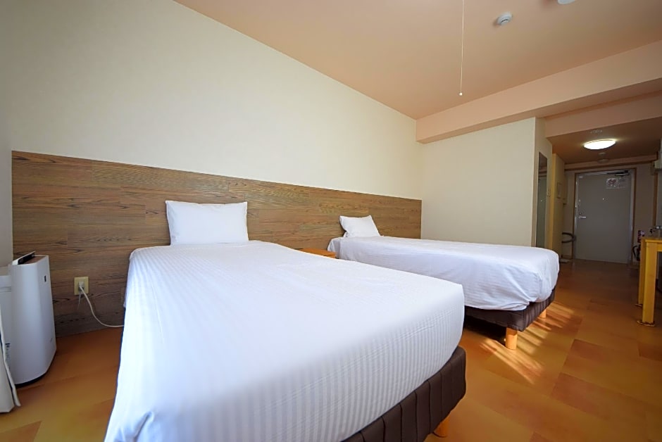 STAY IN SUMUKA Kokusai Street