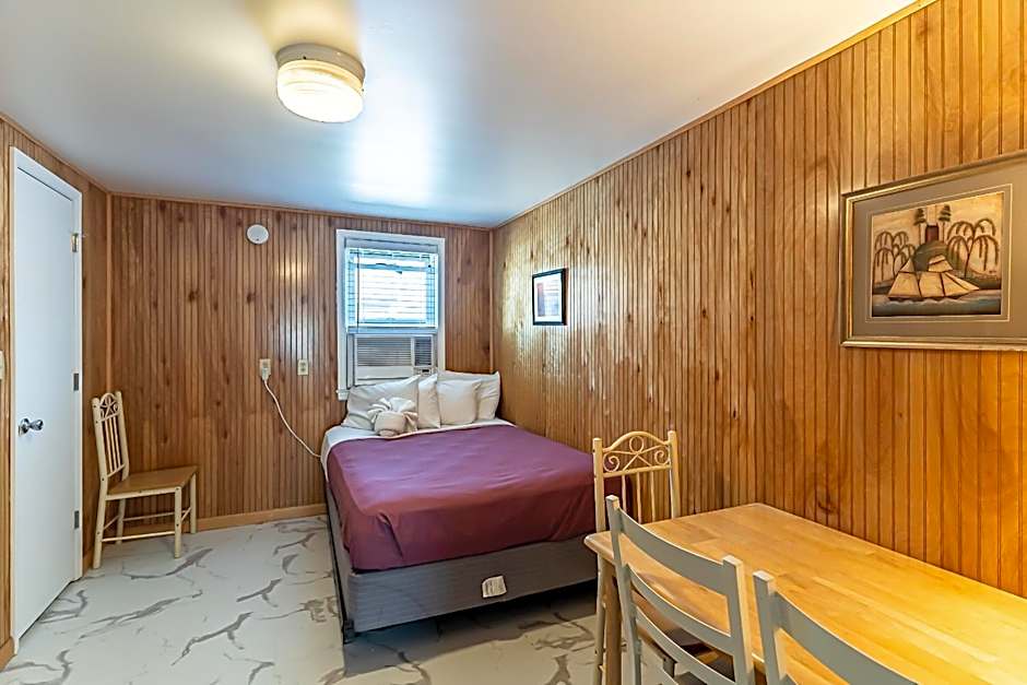 Boardwalk Sand & Surf Beach Hotel Oceanfront