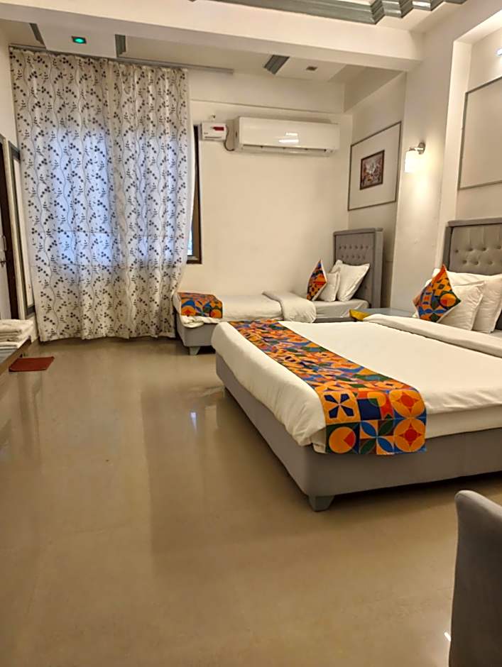Hotel Omni Plaza