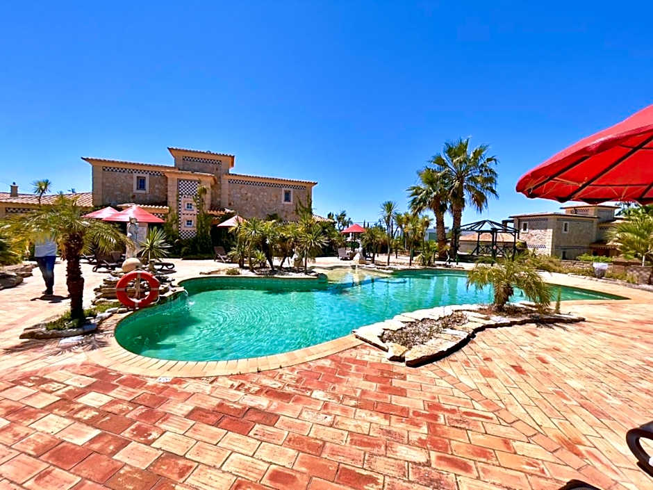 Quinta do Mar - Country & Sea Village
