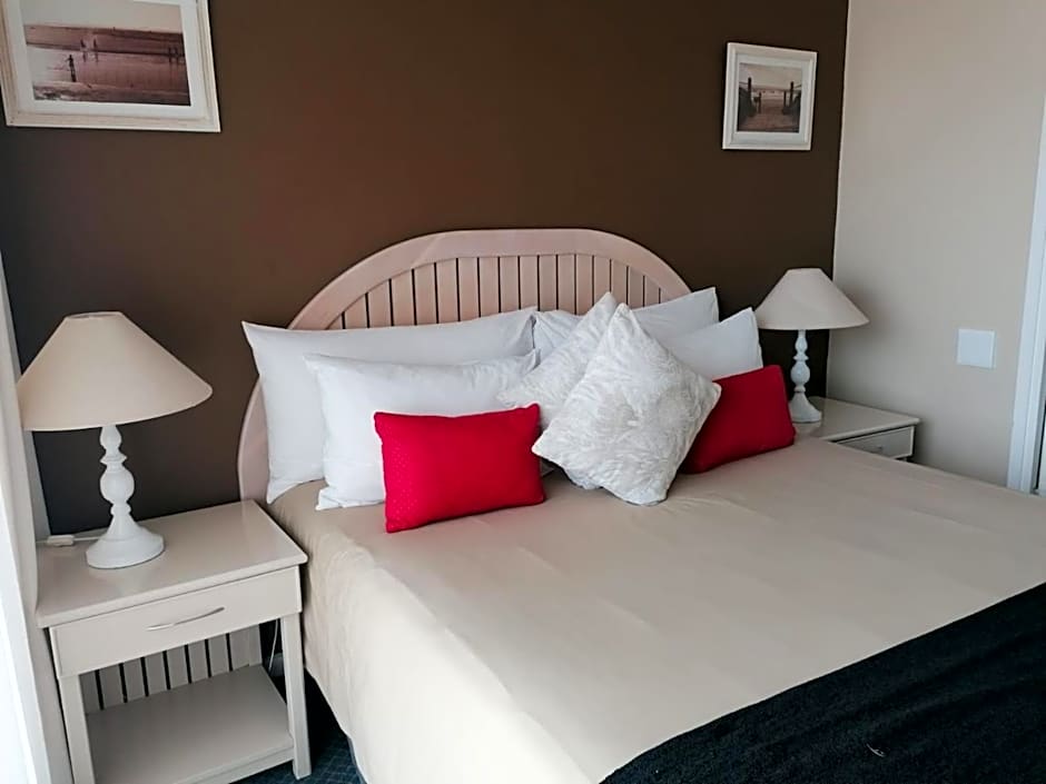 Cape Town Beachfront Apartments at Leisure Bay
