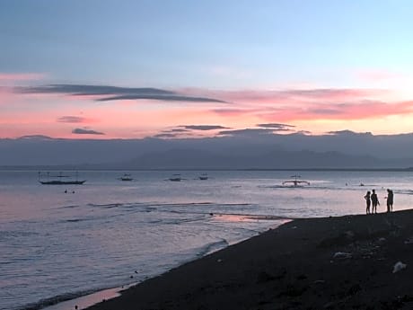 Morales Beach Resort