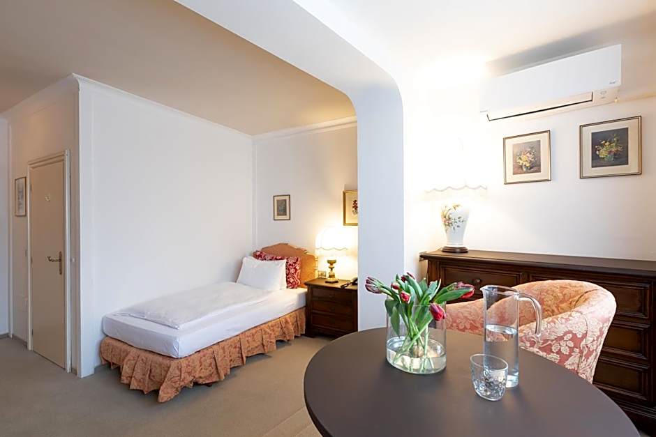 Hotel Castel Rundegg (Adults Only)