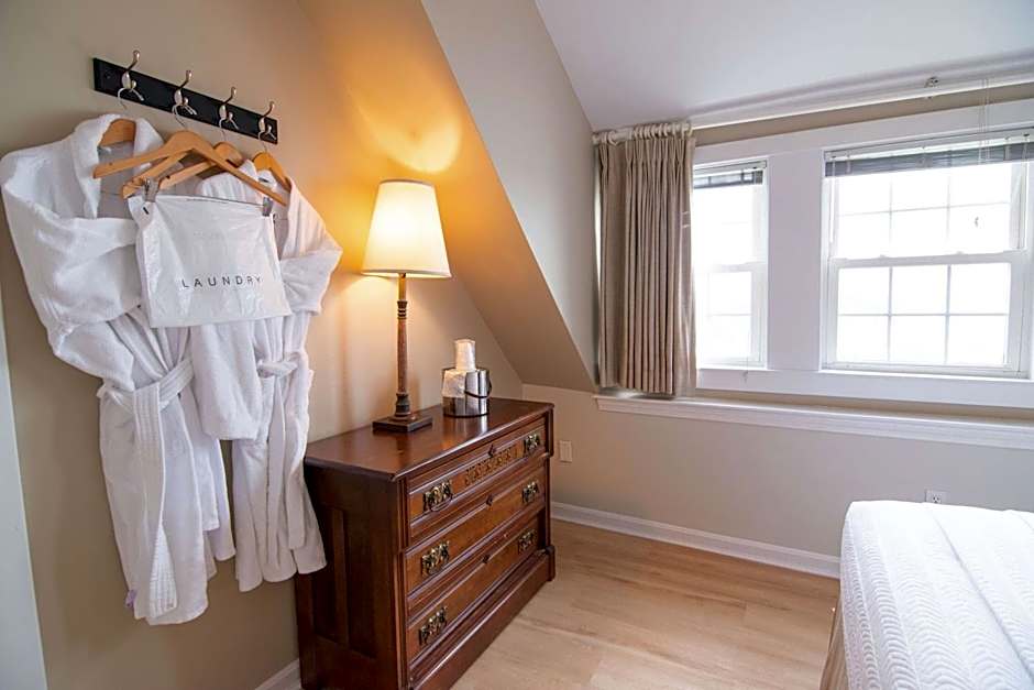 The Beach House Inn