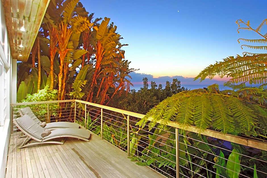 Days At Sea Beach Lodge