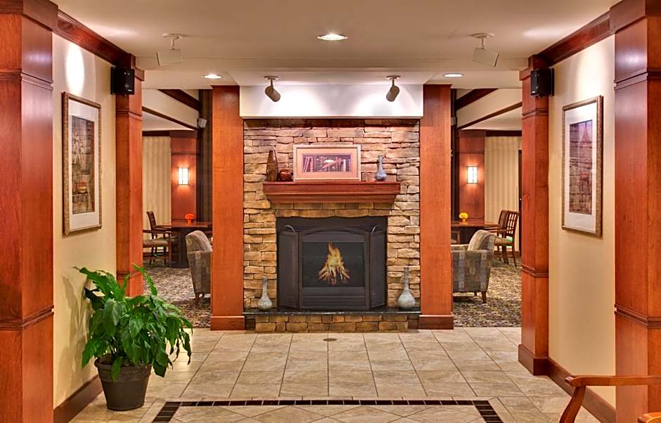 Staybridge Suites Davenport By IHG