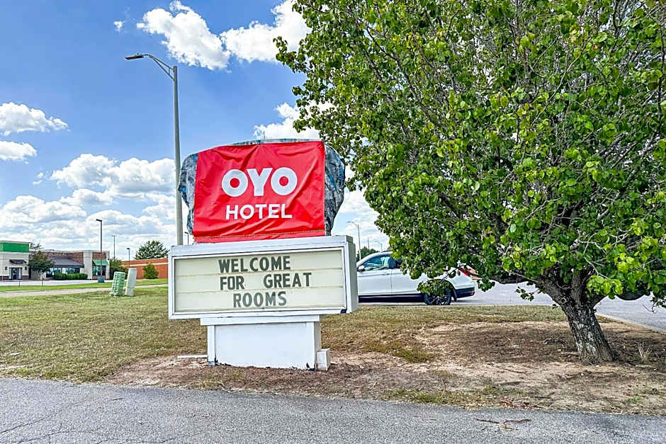 Bonita Lakes Inn by Capital O Meridian I20