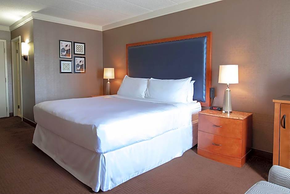 Sheraton Niagara Falls