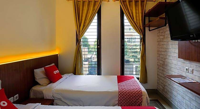 SUPER OYO 3109 Point Inn