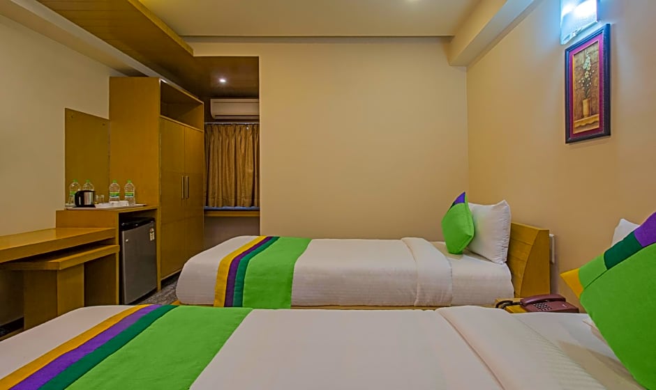 Itsy Hotels Kruthika Inn