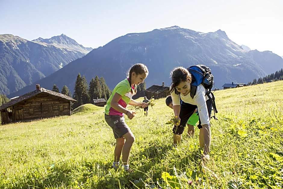 Hotel Bradabella - Montafon