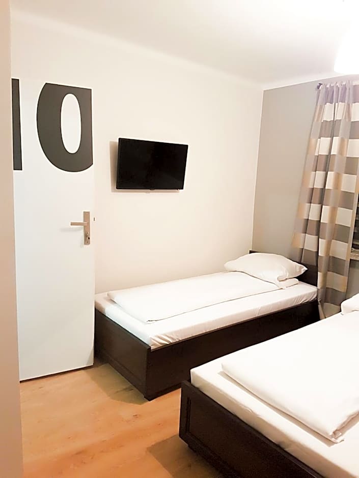 KWATERY KALINA-DUSZKA HOSTEL