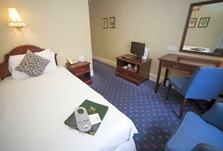 Single Room - En Suite