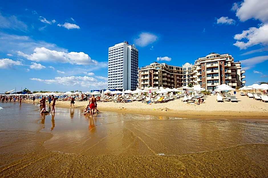 Hotel Golden Ina - All Inclusive - Beachfront