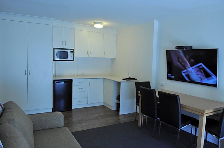 Albury Burvale Motor Inn