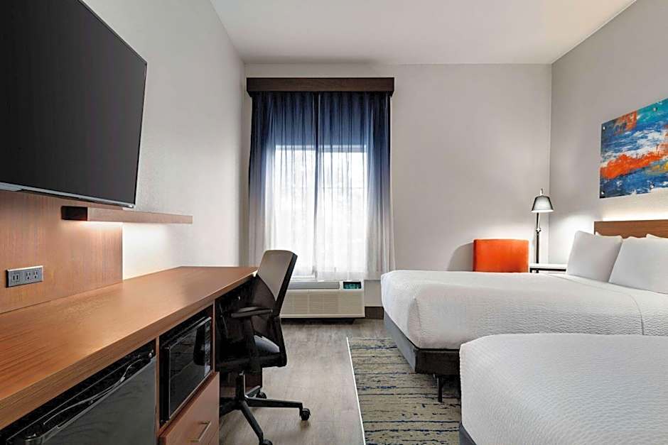 Photo 1 of 1 of 2 Queen Beds Suite