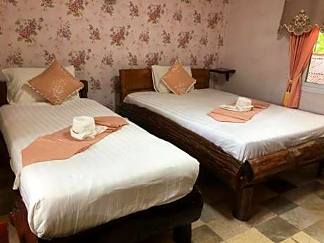 Superior River/Garden View