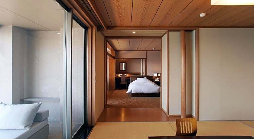 IKI RETREAT by Onko Chishin