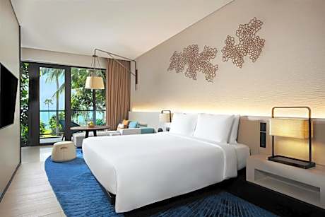 King Room with Partial Ocean View