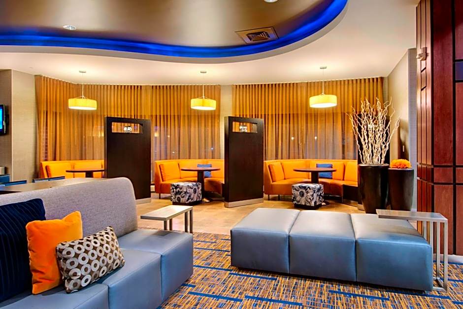 Courtyard by Marriott Madison East