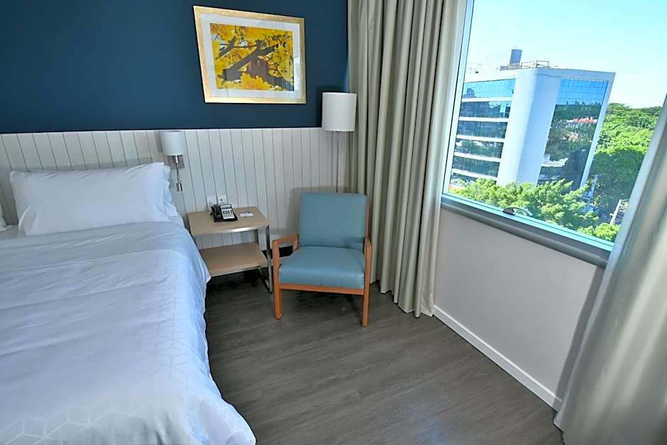 Holiday Inn Express Asuncion Aviadores